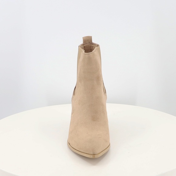 Women’s Pointed Toe Chelsea Ankle High Heel Block Boot in Beige Faux Suede - Picture 3 of 14